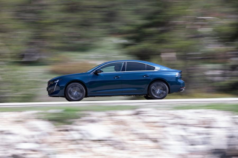 Peugeot 508 2018 года  (WW) (фото 18 из 36)